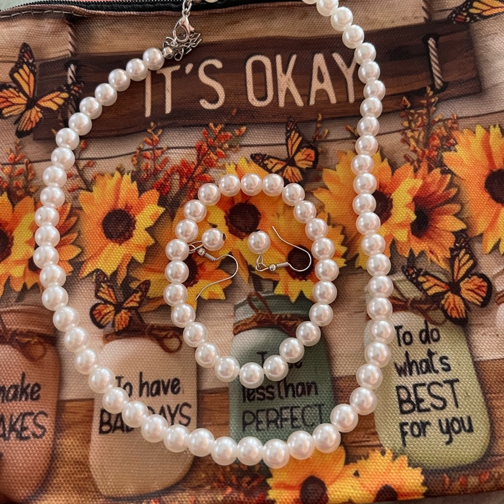 New necklace, bracelet and earrings